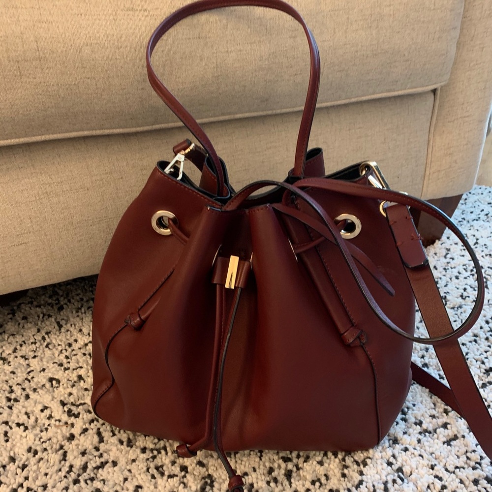 EUC Zara bucket tote